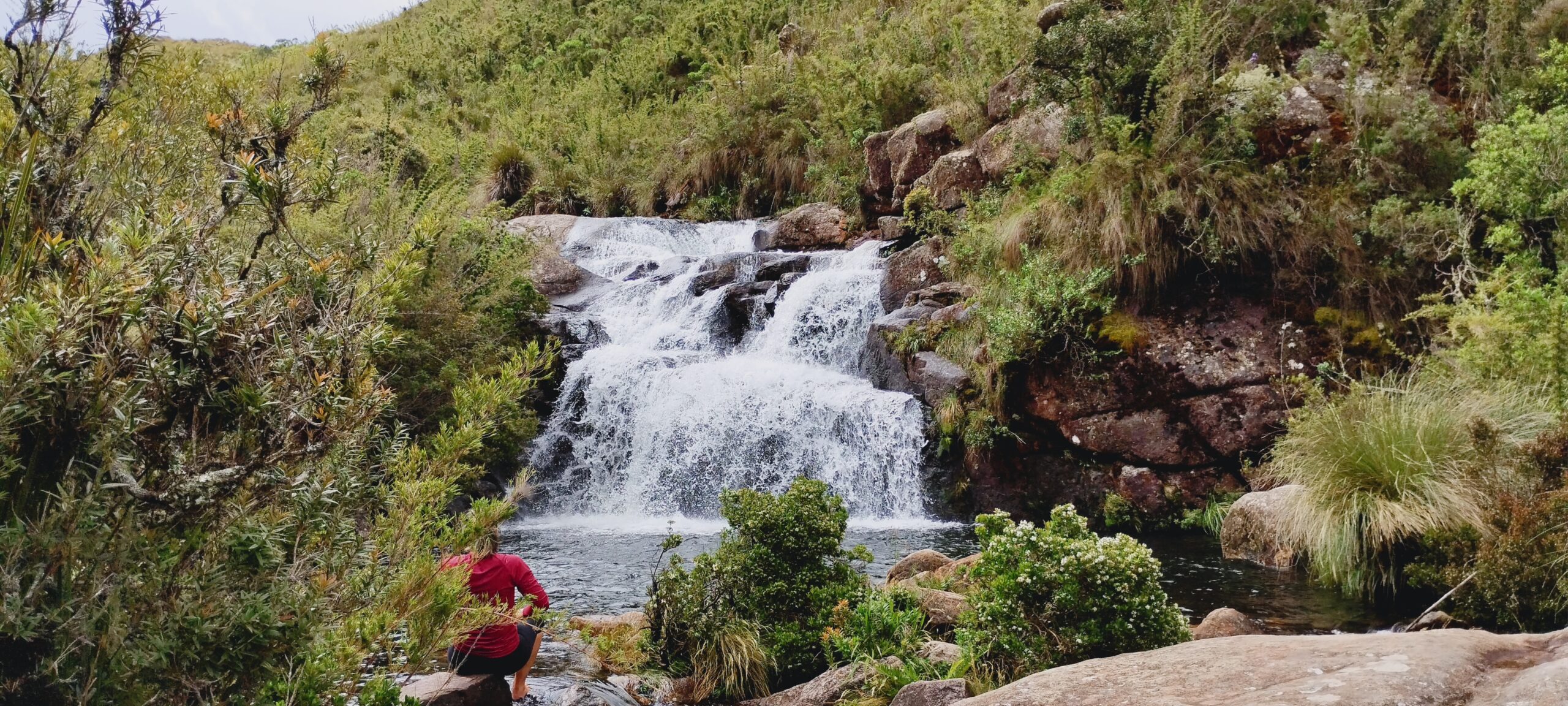 Prateleiras + Cachoeira Das Flores - Image 5