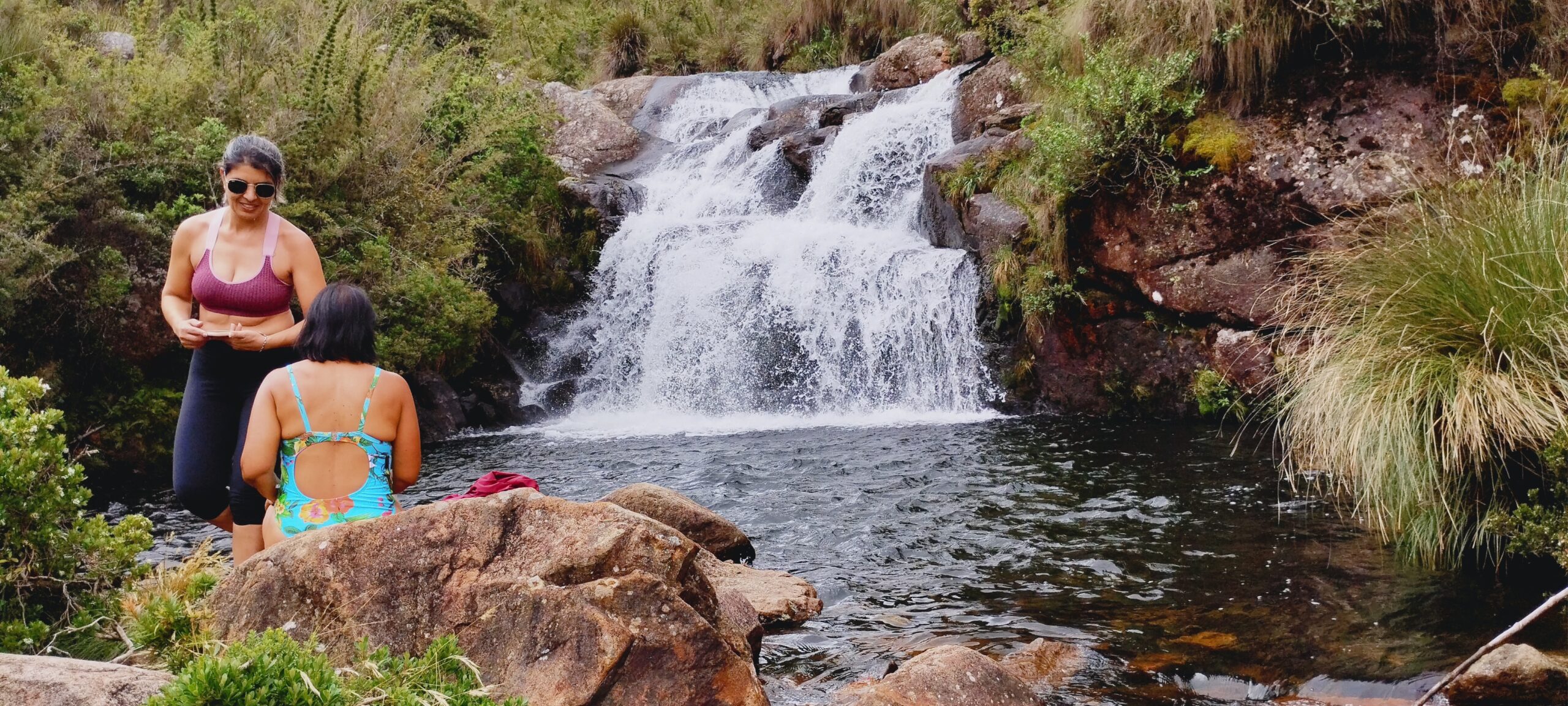 Prateleiras + Cachoeira Das Flores - Image 4